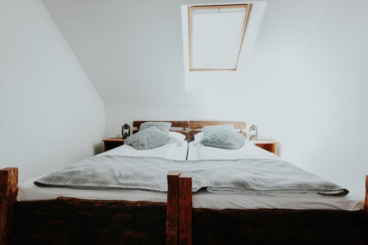 Ranc Jures Apartment Ljutomer ภายนอก รูปภาพ