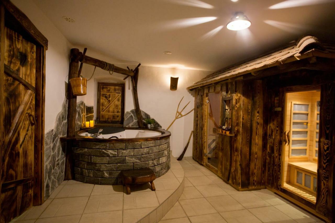 Ranc Jures Apartment Ljutomer ภายนอก รูปภาพ